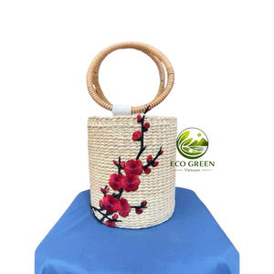 Handwoven Seagrass Tote Bag with Natural Rattan Handles Handmade Flower Detail Bohemian Summer Beach Bag Eco Friendly Wholesale - Product Image 3