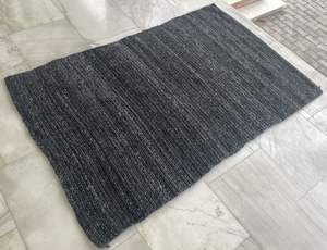 Alfombra de textura gruesa a rayas, tejida a mano, hecha de poliéster, precio de fábrica, ideal para interiores de lujo y exteriores. - Product Image 4