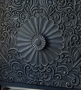 Armario de Cocina Alto de Madera Natural Moderno con Puertas Corredizas Estilo Granero, 10 Puertas Laterales, 2 Cajones y Estantes Ajustables - Product Image 4