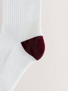 Calcetines Casuales de Algodón, Largos hasta la Pantorrilla, Suaves, Elásticos, Cómodos y Duraderos, Diseño para Mujer, Uso Diario, Oficina y Actividades al Aire Libre - Product Image 2
