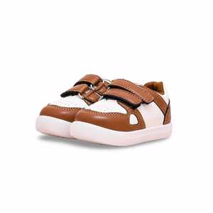 Modèle de chaussures de jogging décontractées de style basket-ball marron pour garçons - Product Image 3