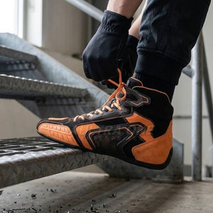 Zapatos de Carreras Premium con Estructura Flexible, Agarre Fuerte, Ligeros, Cómodos, Resistentes al Fuego y Personalizables para Alto Rendimiento - Product Image 5