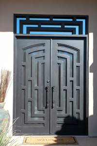 Puerta y Valla Decorativa de Hierro Forjado Personalizable con Acabado Impermeable para Uso Residencial, Comercial y Exterior de Villas - Product Image 3