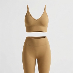 Ensemble de vêtements de yoga pour hommes, couleur personnalisée, logo personnalisé, dernière collection 2025, vêtements de sport, vêtements de fitness, vêtements d'exercice, équipement de sport - Product Image 1