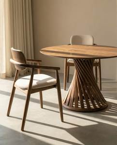 Table à manger ronde en bois avec base conique cannelée et plateau ovale, table sur pieds contemporaine pour la maison et les restaurants - Product Image 6