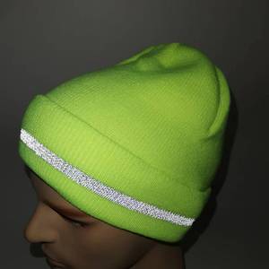 หมวกบีนนี่สะท้อนแสงสำหรับวิ่งกลางคืน ปี 2026 รุ่นที่ดีที่สุด สำหรับผู้ใหญ่ มองเห็นได้ชัดเจน ลายสก็อต สีนีออน หมวกถักนิตติ้งทั่วไป - Product Image 5