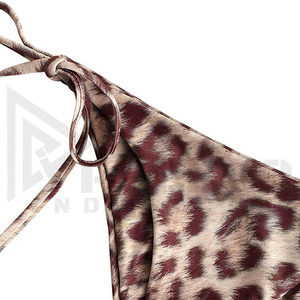 Ensemble de bikini imprimé pour femmes, maillot de bain deux pièces en tissu doux, vêtements de plage pour les vacances, la natation et le bain de soleil - Product Image 5