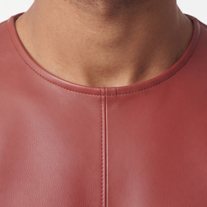เสื้อยืดหนังวัวแท้ PU พรีเมียม คอกลม แขนสั้น ทรงเข้ารูป สำหรับผู้ชาย - Product Image 4