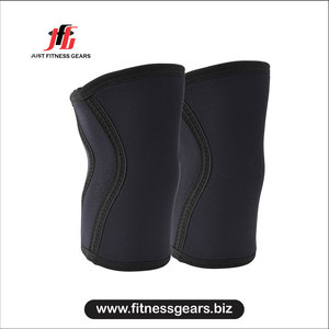 ปลอกรัดเข่า Just Fitness Gears แบบยืดหยุ่น สำหรับผู้ชาย ช่วยพยุงและป้องกันการบาดเจ็บ - Product Image 1