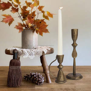 Ensemble décoratif de 2 bougeoirs en laiton, bougeoirs en métal fantaisie, centre de table de mariage, pilier, vente personnalisée - Product Image 6