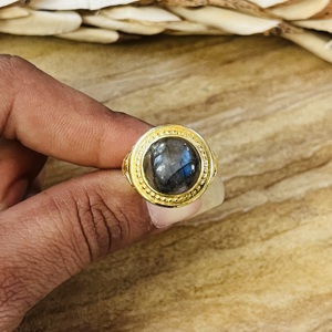 Latest Fashionable Labradorite Brass <b>Ring</b> 18k Gold Plated Vintage Chunky <b>Ring</b> Wholesale <b>Ring</b> For Women Solitaire <b>Statement</b> <b>Ring</b> - Product Image 2