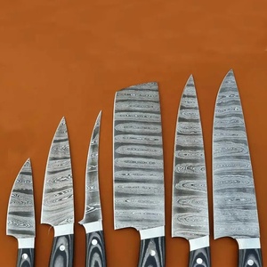 Juego de Cuchillos de Chef Profesionales de Acero de Damasco Hechos a Mano por Ahmad Fabric, 5 Piezas, Mango de Resina, Funda de Cuero, Diseño Moderno, Personalizable - Product Image 2