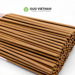 Bâtons d'encens naturels en bois d'agar 40 cm 100 g Vente en gros OHI Plus - Product Image 4