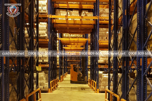 Heavy-Duty <b>Industrial</b> Pallet Racking System Traditional Double Deep Metal Warehouse <b>Shelf</b> Beam with Stacking Racks for Storage - Product Image 4
