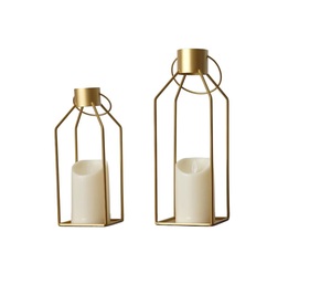 Venta al por Mayor de Faroles de Metal Portátiles con Acabado Dorado Brillante, Faroles Duraderos para Decoración de Interiores y Exteriores - Product Image 4