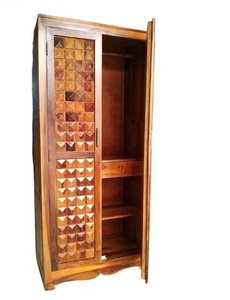 Armoire en bois massif sculpté en 3D avec diamants |   Armoire de chambre à coucher à 2 portes avec étagères |   Exportation de Jodhpur - Product Image 4