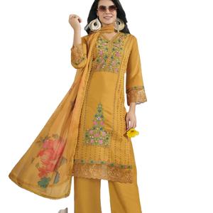 El último diseñador Chinon Silk Hand Work Kurti Set de Fab Zone - Product Image 1