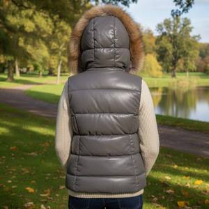 Chaleco Acolchado de Piel Genuina para Mujer, con Forro de Piel con Capucha, Transpirable y Resistente al Viento, Prenda Exterior Esponjosa para Otoño - Product Image 4