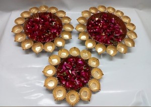 Luxury Handmade Floating Diya Urli Bowl Set with Golden Leaf Diyas Decorative Floral Urli Platter for Diwali Wedding Decor - Product Image 2