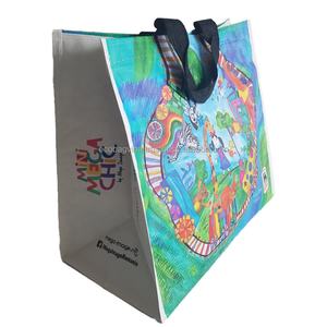 Imprimé personnalisé écologique réutilisable PP tissé polypropylène laminé Shopping Sac fourre-tout étanche Logo motif conçu Vietnam - Product Image 1