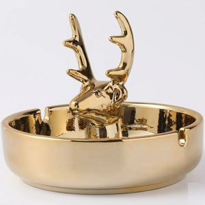 Cendrier carré en aluminium avec tête de cerf dorée, cendrier décoratif en métal pour la maison, le bar, l'hôtel et le bureau - Product Image 6