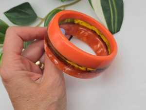Bracelet élastique perlé en résine acrylique Lucite, tube incurvé poli miroir, pour femme, coloré, sculptures modernes, accents décoratifs - Product Image 3