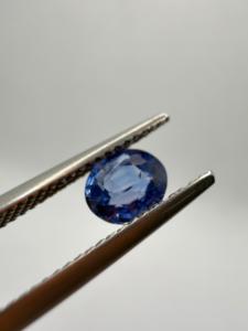 Zafiro Azul Real Natural 6x5x4mm 1.20CT Corte Ovalado Personalizado Suelto con Juego de Color y Fuego, Muestra para Fabricación de Moldes, Ceilán Sri Lanka - Product Image 3
