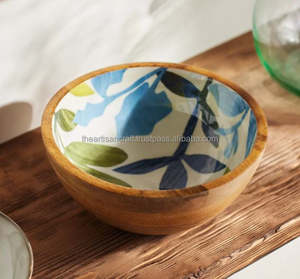 Tazón de Servir Europeo de Madera Natural Multicolor, Duradero, Pulido, Elaborado por Artesanos, para Recuerdos con Estilo Náutico - Product Image 1