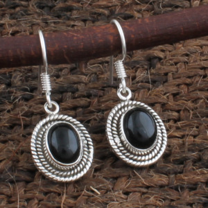 Boucles d'oreilles en onyx noir naturel en gros, clous géométriques en argent sterling 925 avec pierres précieuses, bijoux fins pour femmes et hommes, fabricant - Product Image 2