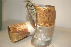 Nouvelle conception de chopes à boire en corne naturelle, style Viking original - Chopes à bière 100% authentiques en corne d'Inde - Product Image 1