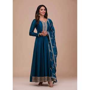 Vestido de Fiesta de Diseño Artesanal con Corte en A, Bordado, Cintura Imperio y Dupatta a Juego - Para Ocasiones Especiales - Product Image 6