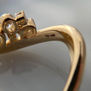 Bague de mariage incurvée en platine PT950 de luxe avec diamant de laboratoire de luxe, sertie en clos, taille brillant, style chevron, certifiée IGI - Product Image 6