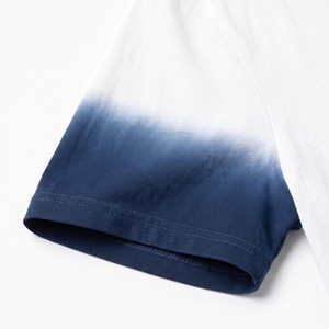 เสื้อยืดผู้ชายลายไล่สีสไตล์ศิลปะลำลองสำหรับฤดูร้อน รับผลิตแบบ OEM ODM ขายส่งจากโรงงาน สีตามสั่ง MOQ ต่ำ - Product Image 4