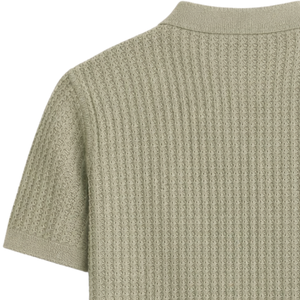 Polo tricoté pour homme à manches courtes en coton premium texturé, coupe ajustée, décontracté et élégant, idéal pour l'été, respirant, vente en gros - Product Image 5