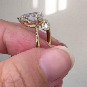 Anillo de Compromiso de Lujo con Diamante Cultivado en Laboratorio con Corte de Pera para Mujer, Certificado IGI, Oro de 14K, Joyería Nupcial, Regalo - Product Image 5