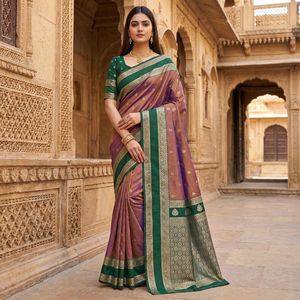 Sari Tradicional Indio de Seda Banarasi con Trabajo de Tejido Zari para Bodas y Eventos Festivos, Atuendo para Mujer - Product Image 1
