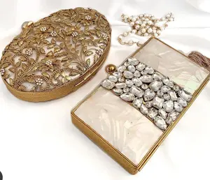 Bolsa de mão para casamento de luxo artesanato de metal com mão de mão para natal, nova moda de mão de mão para madrepérola