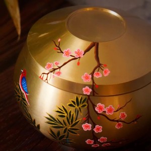 Rehaussez votre expérience culinaire avec cette traditionnelle coupelle à riz Kansa avec couvercle, fabriquée à partir d'un mélange de cuivre et d'étain de qualité supérieure. - Product Image 3