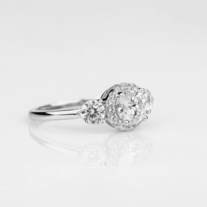 Brilliant 18K Gold Round Cut Diamond Three Stone Halo Engagement <b>Ring</b> Fine Bridal Jewelry Luxury Gift for Her Anniversary - Product Image 4