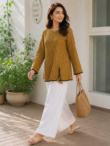Jaipur Moda Anaya-I Kurti de Algodón Premium para Mujer, Estampado Floral, Manga 3/4, con Lazos Laterales y Mangas Abullonadas, Estilo Casual - Product Image 3