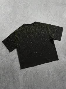 เสื้อยืดผู้ชายทรงบ็อกซี่ ประดับเพชรเต็มตัว หรูหรา แขนสั้น ผ้าคอตตอนหนา 260GSM สั่งทำได้ เสื้อผ้าสตรีทแวร์ ขายส่งจำนวนมาก - Product Image 3