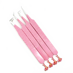 Pince à cils en acier inoxydable à pointe en fibre pour extensions de volume, avec grip diamant et design de base personnalisé - Product Image 3