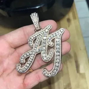 จี้เพชรโมอิสซาไนต์สั่งทำพิเศษ ตัวอักษรภาษาอังกฤษ  สร้อยคอเงินแท้ 925 สไตล์ฮิปฮอป ประดับเพชร  จี้ชื่อสั่งทำ  เครื่องประดับหรูหรา - Product Image 5