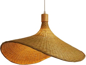 Lámpara de Techo LED Moderna Hecha a Mano con Forma de Sombrero de Bambú Tejido, Luz Blanca Cálida para Mesa de Comedor o Restaurante - Product Image 3