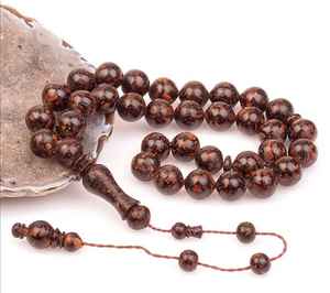 Tasbih Mala de Madera Pura con Cuentas Lisas y Elegantes, Regalo Moderno de HWC, Diseño Tradicional Colgante para la Oración - Product Image 3