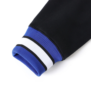Cárdigan Personalizado de Felpa Negra con Cuello en V de la Universidad Hampton, con Personalización OEM para Ropa Universitaria, para Venta al Por Mayor y Marca Privada - Product Image 3