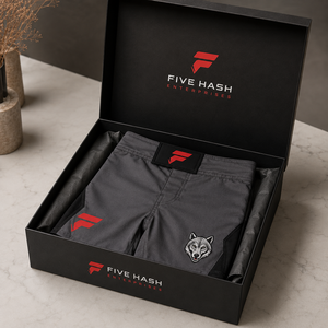 Shorts MMA haute performance conçus avec un tissu léger, une coupe flexible et des coutures durables pour l'entraînement professionnel. - Product Image 6