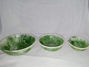 Cuencos de resina redondos de lujo modernos ecológicos para frutas y ensaladas Cuencos para servir hechos a mano de alta calidad Cuenco de resina de remolino blanco Premium - Product Image 3