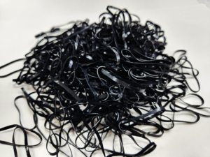 Élastiques à cheveux ronds en TPU Uniband, noirs, élastiques, de haute qualité, écologiques, unisexes, fabriqués en Corée, pour un usage quotidien, emballage en sachet OPP. - Product Image 3