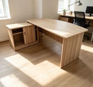 Bureau de direction moderne en bois, mobilier de bureau autonome pour usage commercial, assemblage DIY, design minimaliste - Product Image 1